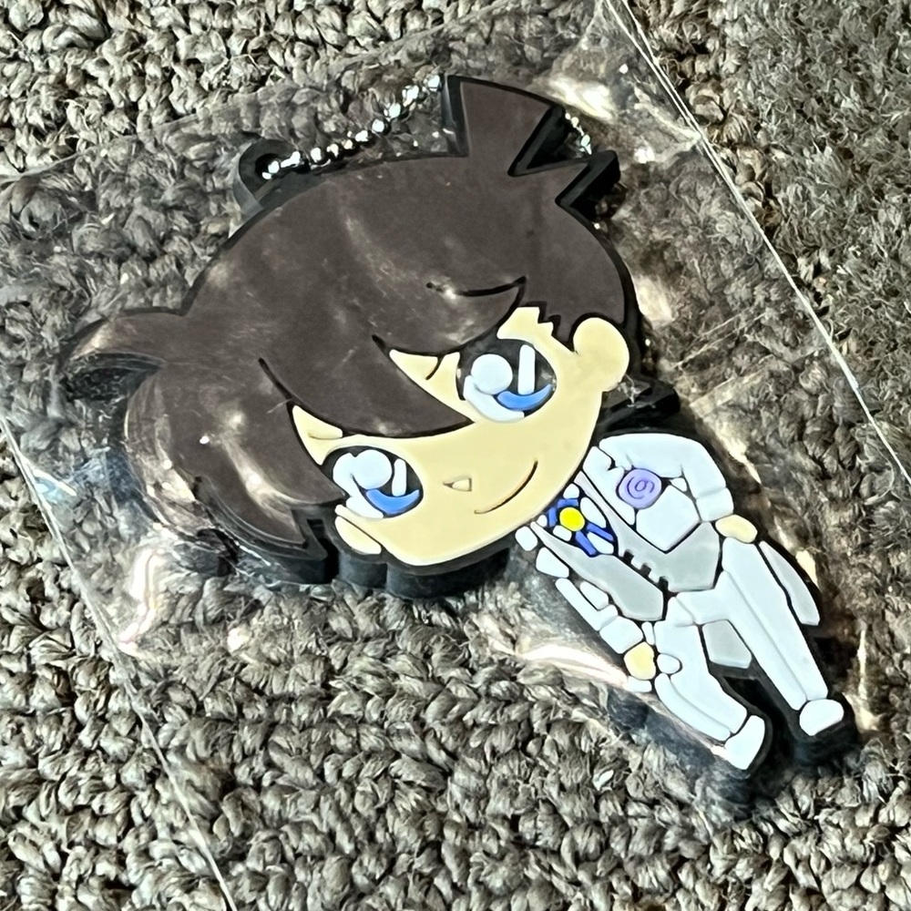Detective Conan Case Closed Conan Edogawa White Suit Rubber Keychain Anime Japan
